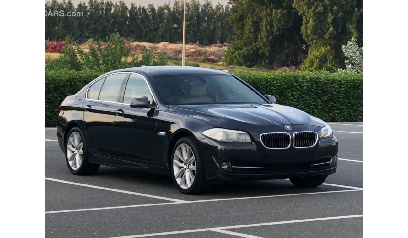 BMW 523i MODEL 2011 GCC CAR PERFECT CONDITION INSIDE AND OUTSIDE FULL OPTION SUN ROOF LEATHER SEATS BACK CAME
