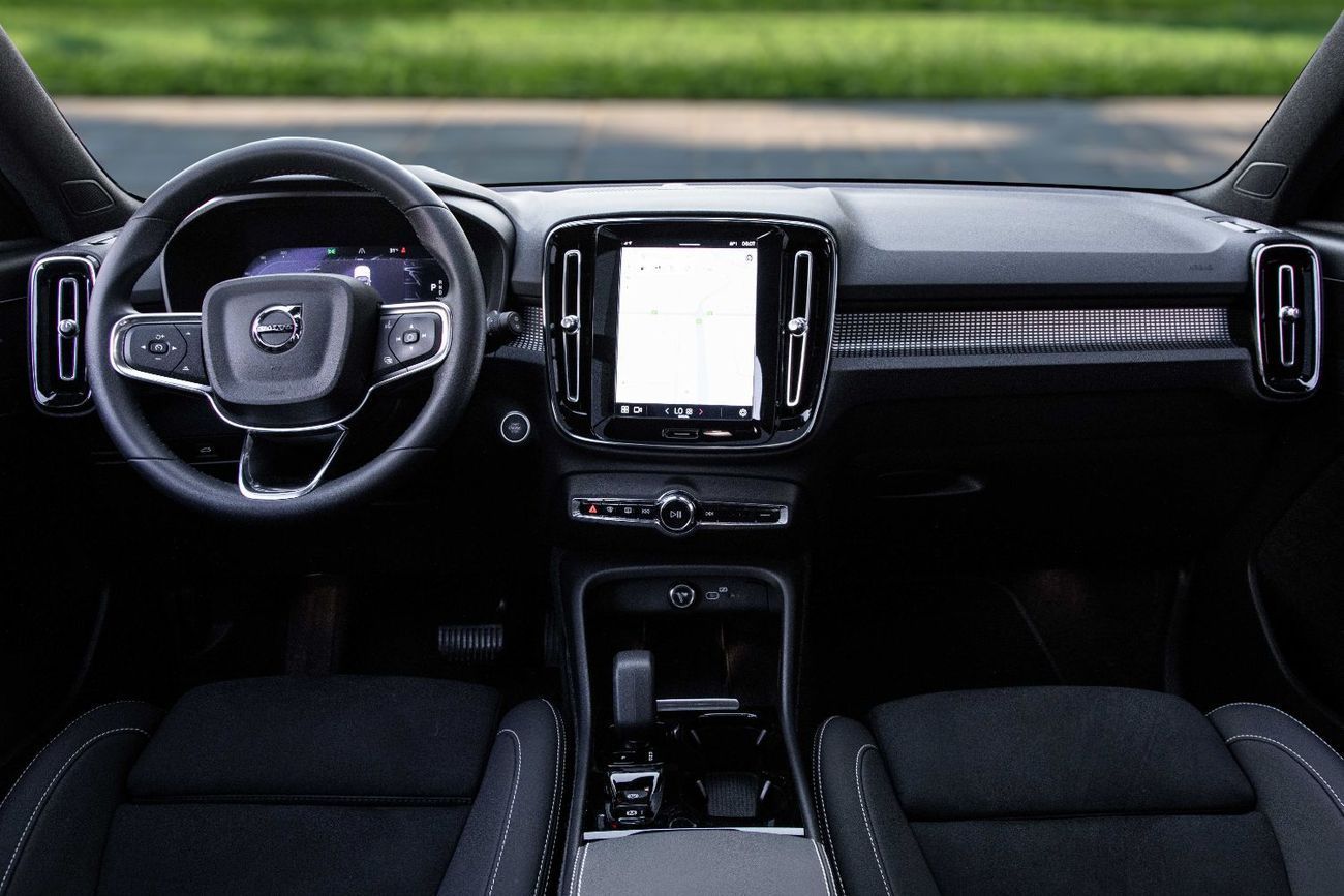 Volvo XC40 Ultimate Dark | 2,448 P.M  | 0% Downpayment | Immaculate Condition!