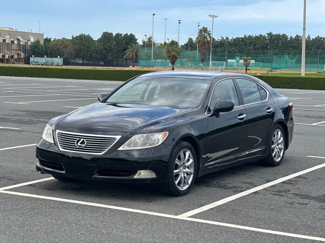 Lexus LS460 MODEL 2008 car perfect condition inside and outside