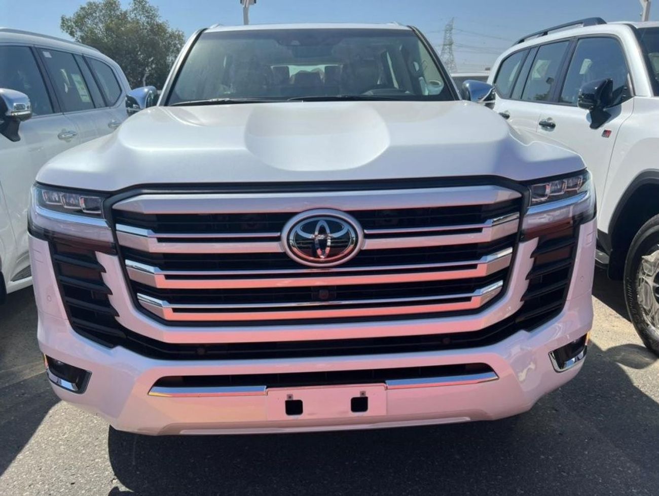 تويوتا لاند كروزر Toyota Land Cruiser VXR 3.5L  Twin turbo