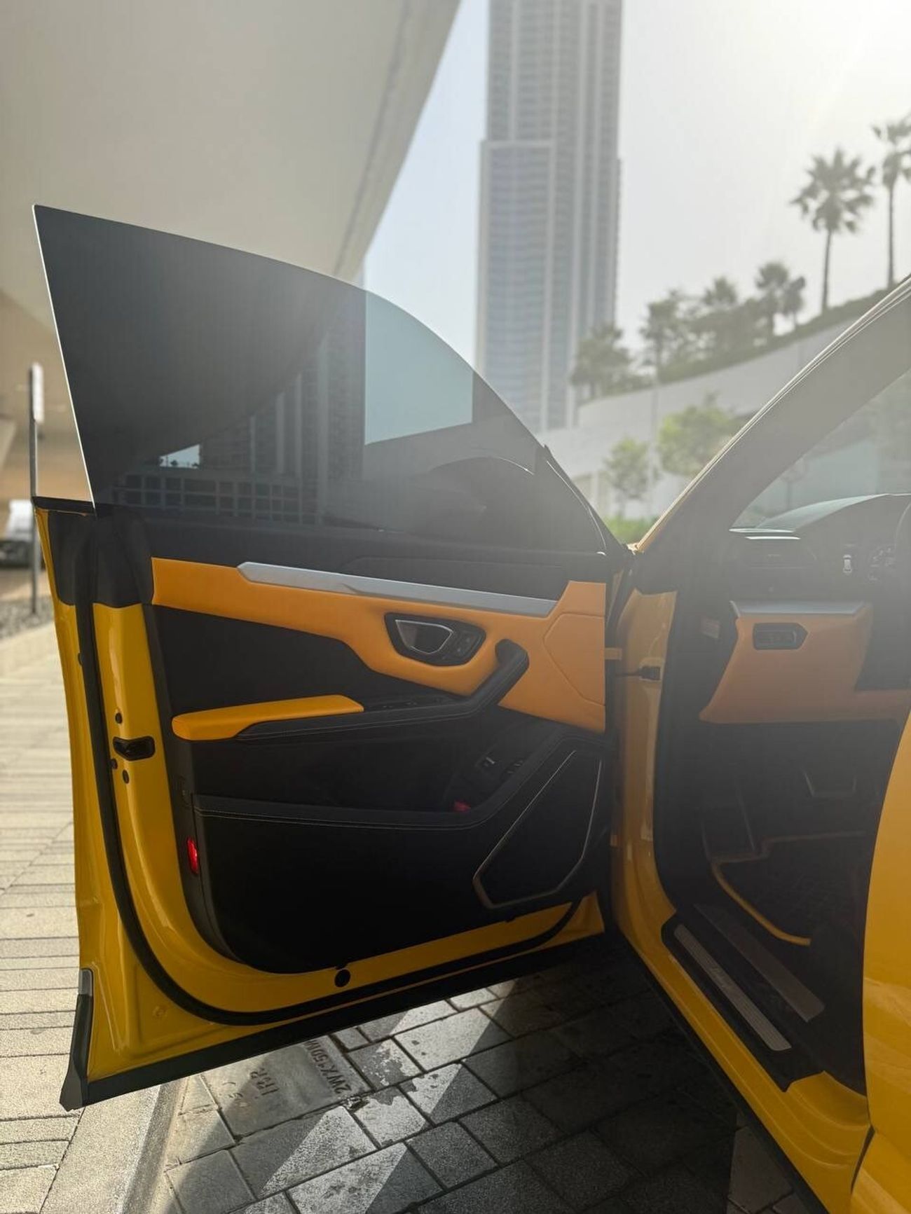 لامبورغيني اوروس 4.0T V8