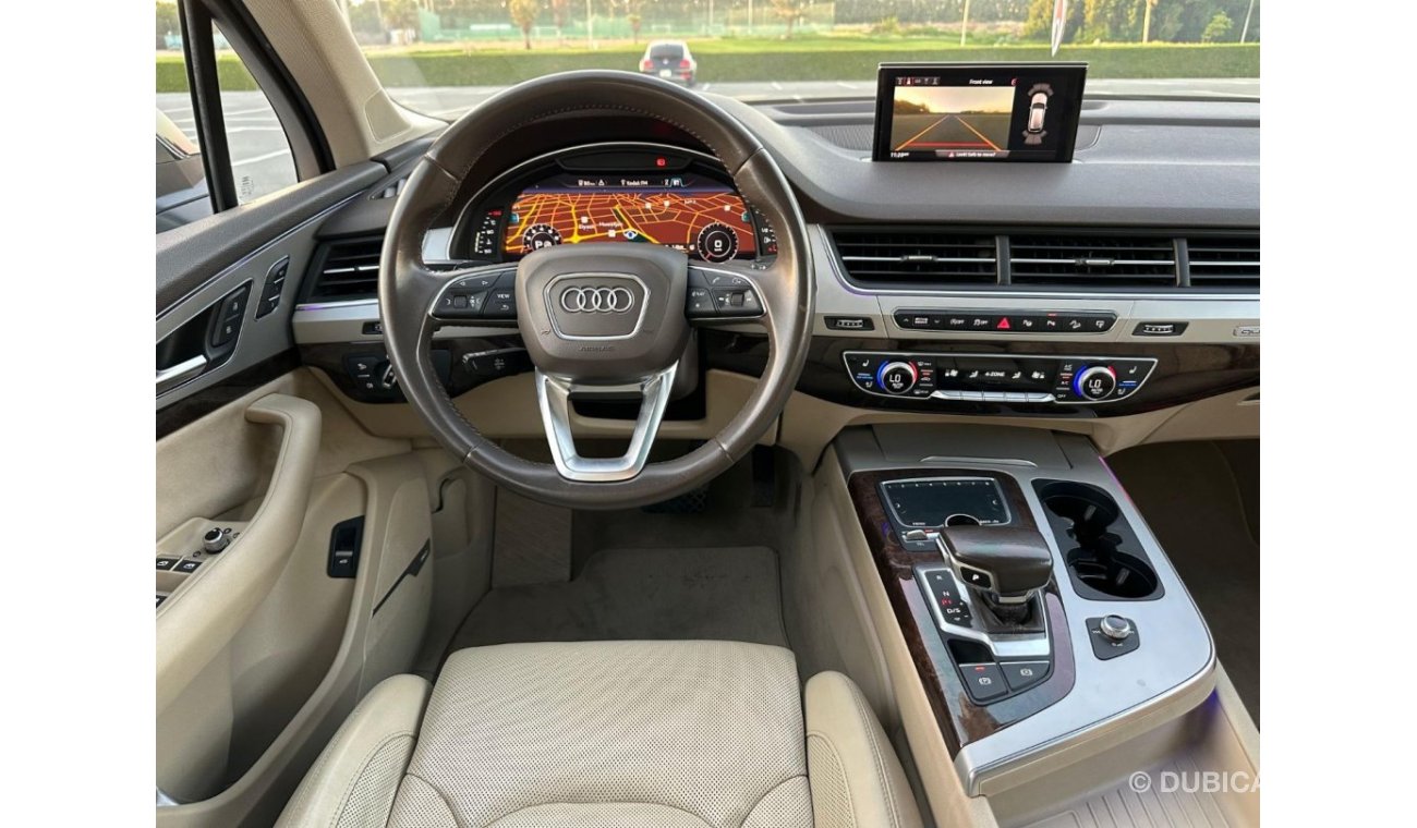 أودي Q7 45 TFSI quattro S-لاين