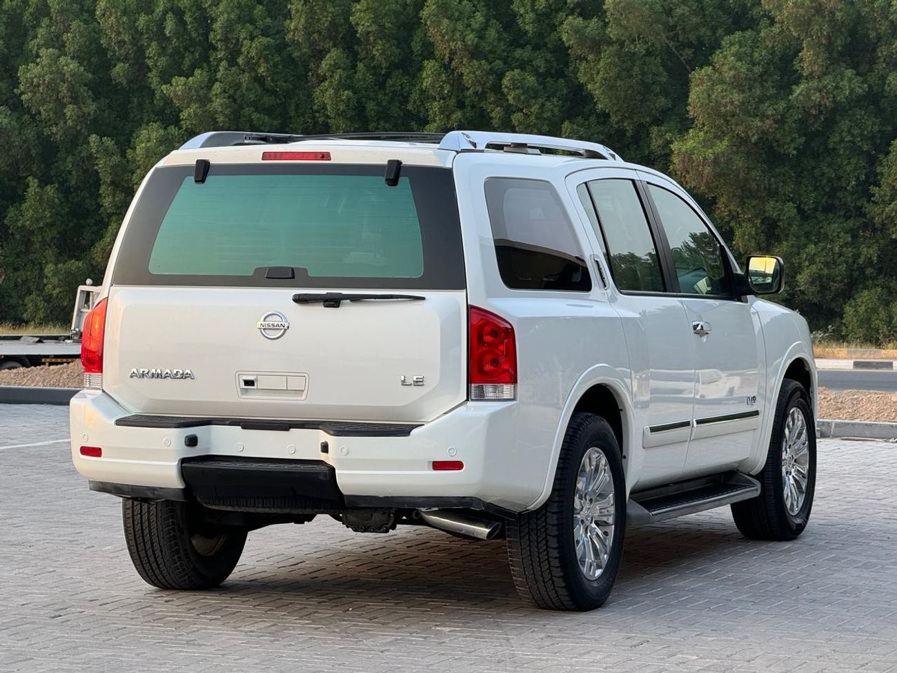نيسان أرمادا LE