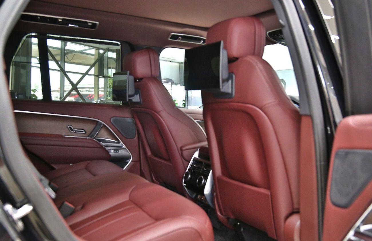 Land Rover Range Rover V6 plug-in Hybrid P550e German Specification