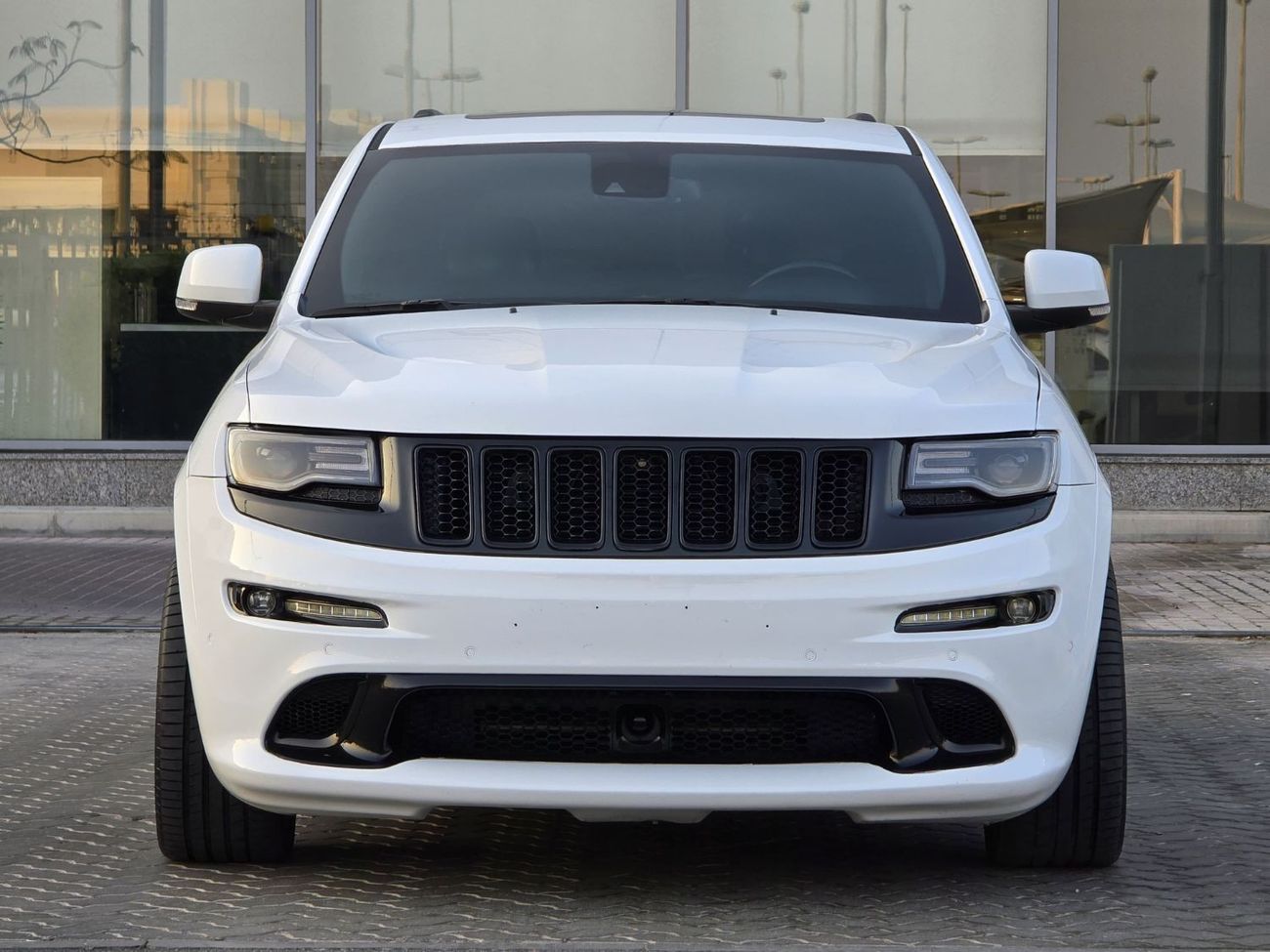 Jeep Grand Cherokee SRT8 6.4L JEEP GRAND CHEROKEE SRT V8 2015 GCC ORGINAL PAINT // ACCIDENT FREE // PERFECT CONDITION