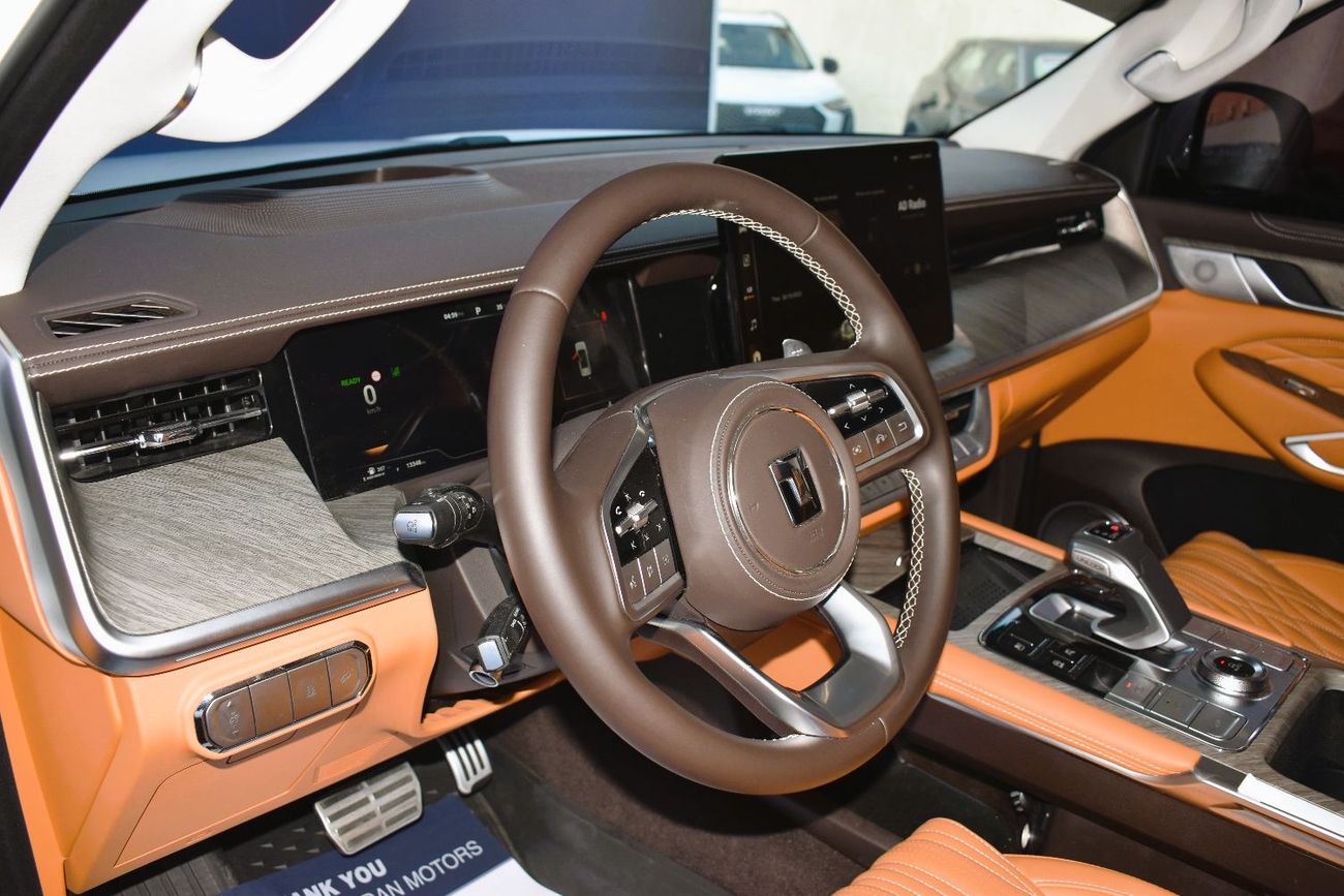 Tank 500 FROM 2,749 PM. PRESTIGE 4WD 3.0 TC AT. FREE MANUFACTURER