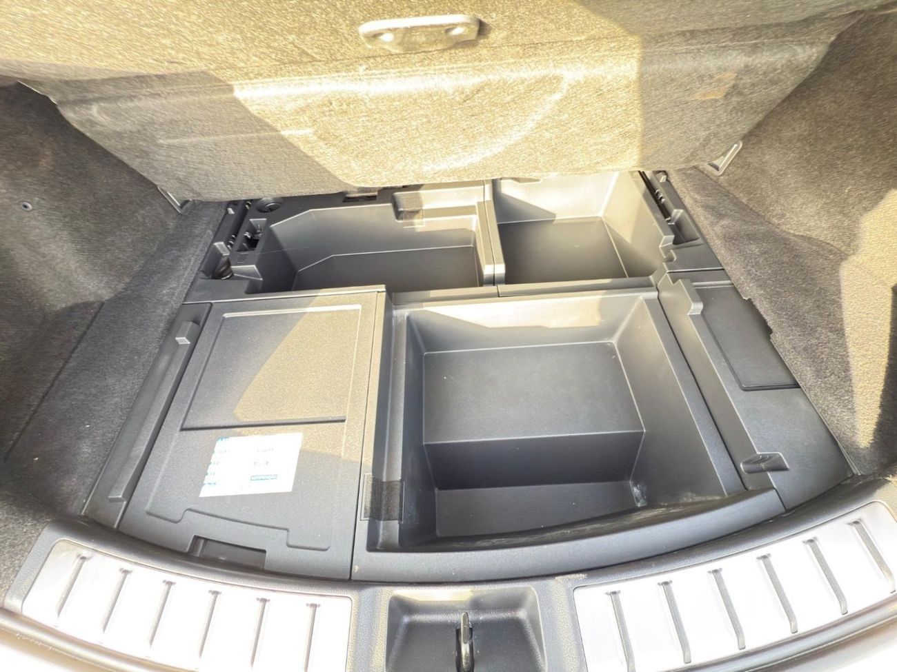 لكزس NX350h Hybrid Premium