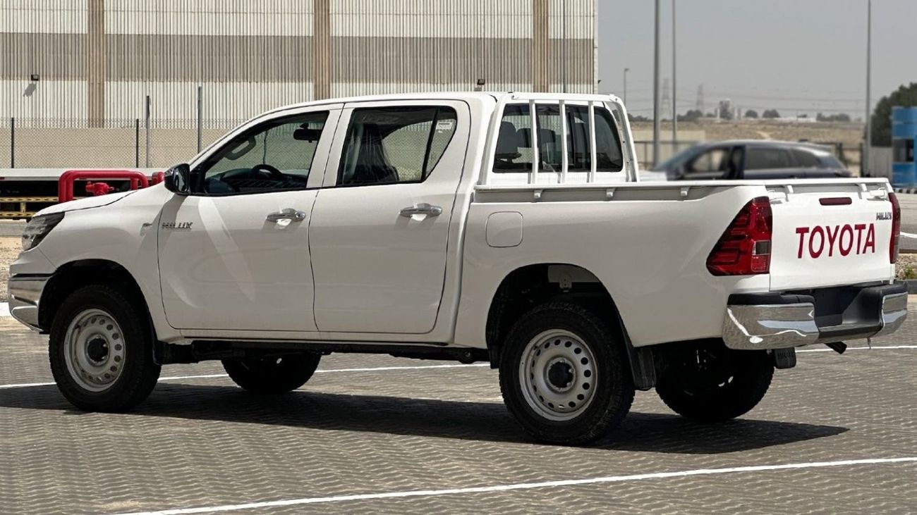 Toyota Hilux 2.4L TURBO DC 4WD MT (EXPORT ONLY)