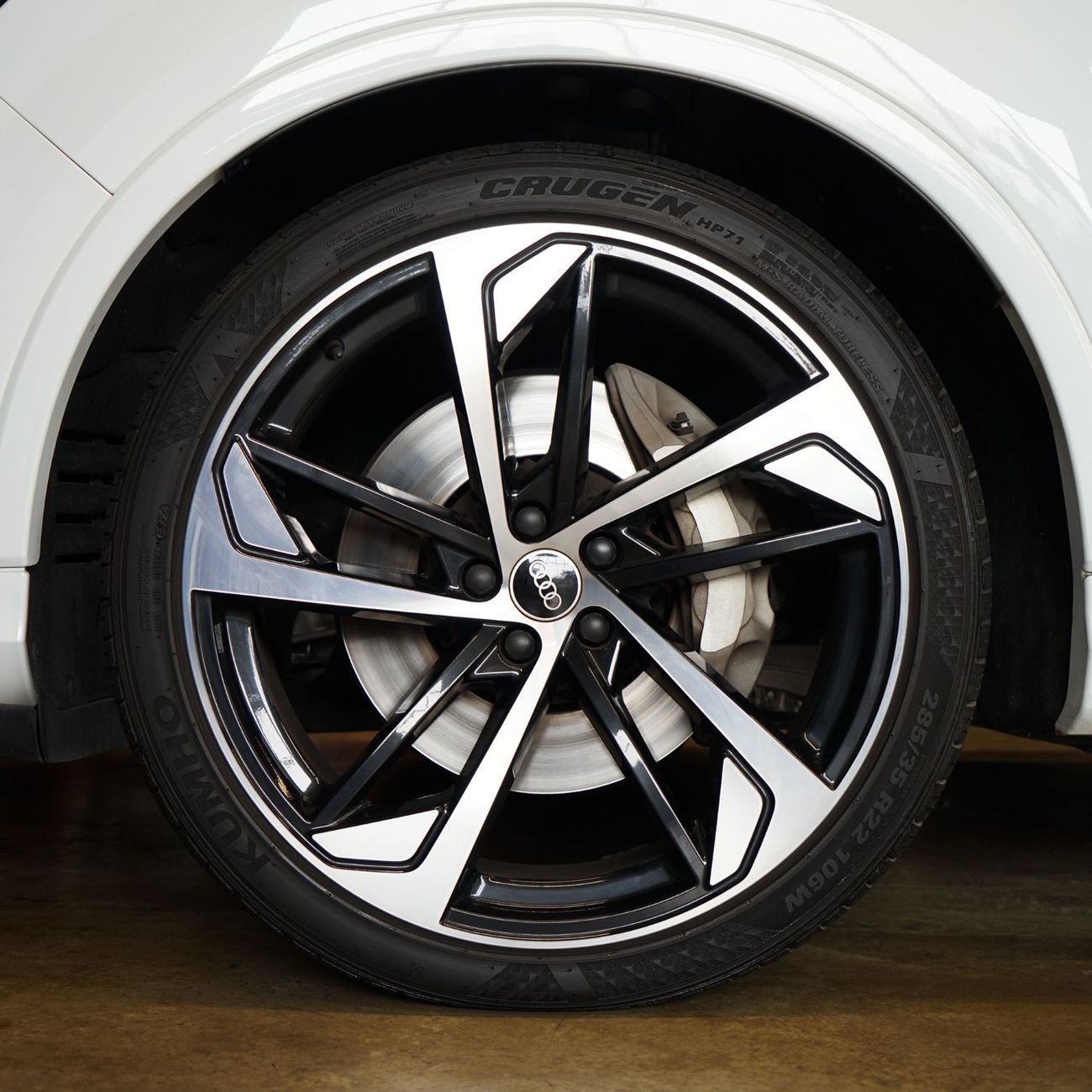 Audi Q7 55 TFSI quattro S-Line 3.0L AED 3,257 pm • 0% Downpayment • Q7 55TFSI S-Line • 1 Year Warranty