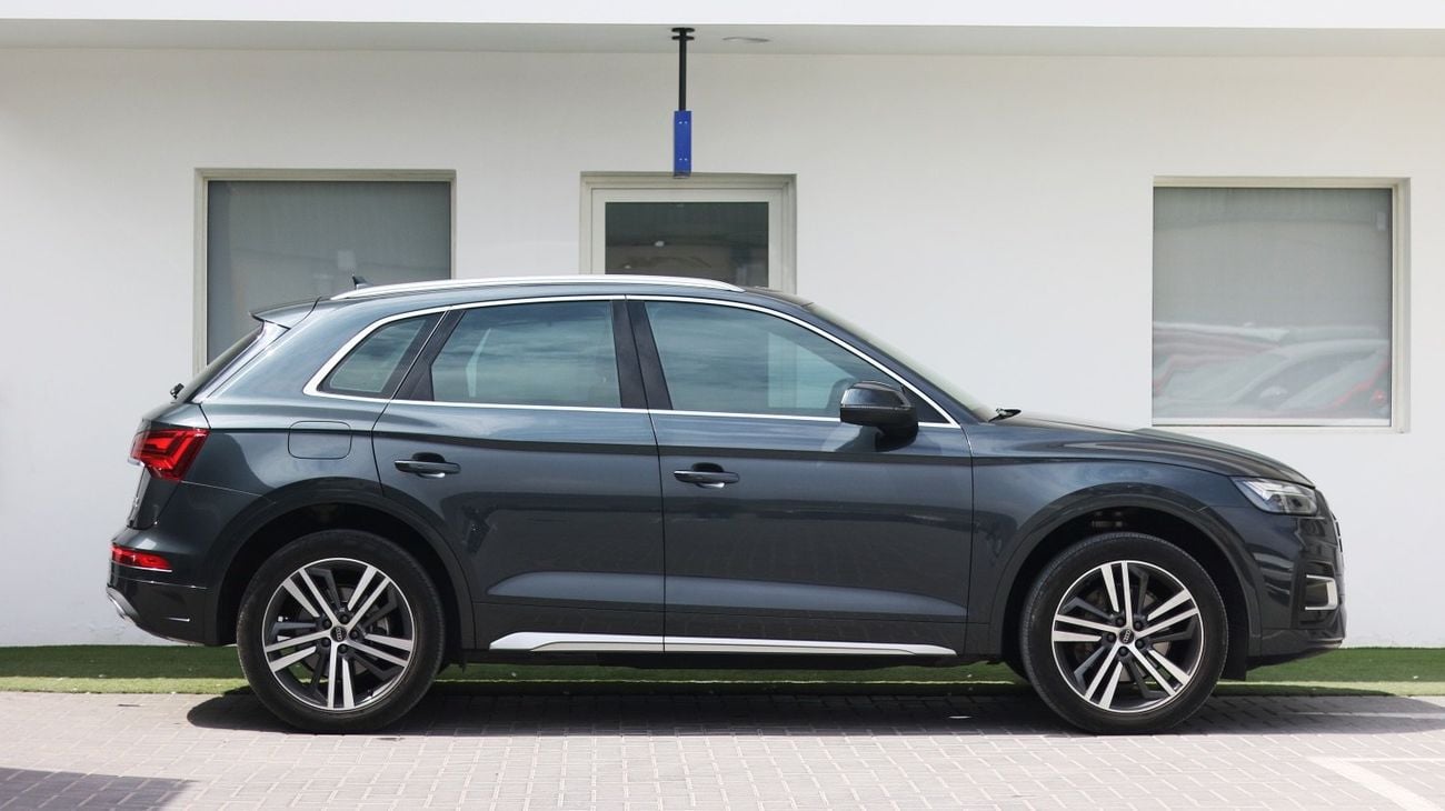 Audi Q5 45 TFSI S-LINE | Agency Warranty | Complete Service History | Zero Downpayment Support Available