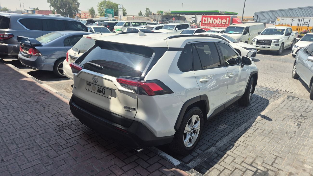 Toyota RAV4 GXR