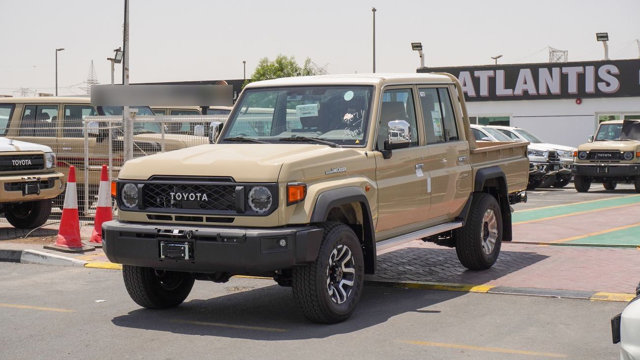 Toyota Land Cruiser Pick Up LX 2.8L Diesel Double Cabin A/T