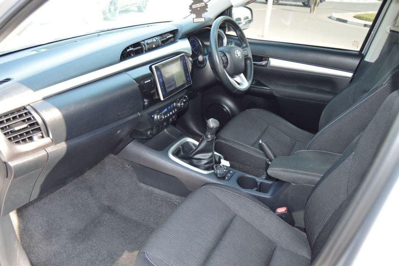 Toyota Hilux 2.8L Double cabin