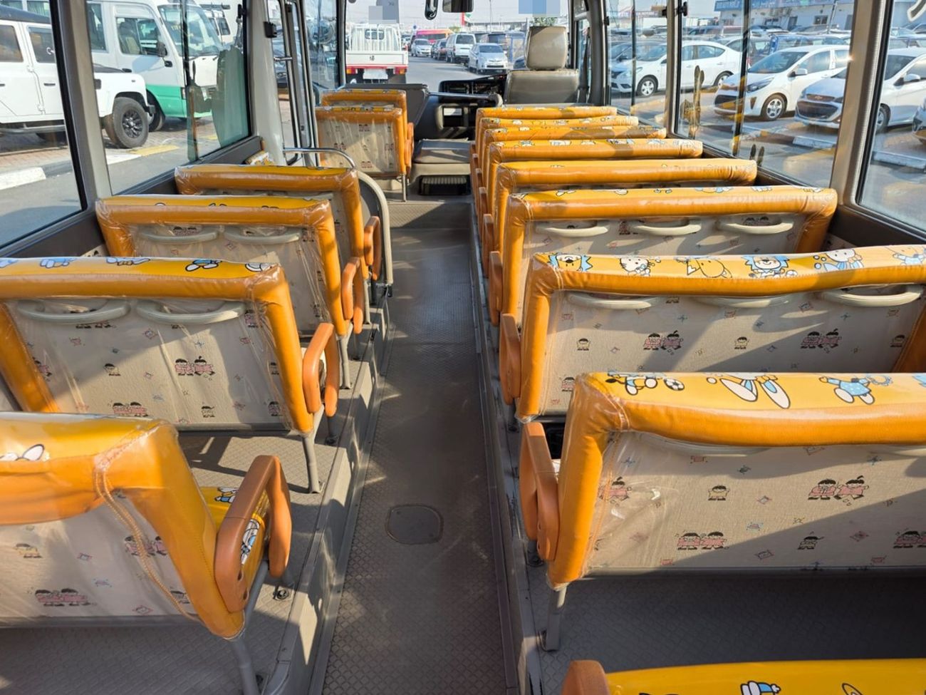 Toyota Coaster TOYOTA COASTER BUS RHD 2012 MODEL 4.0 L DIESEL AUTOMATIC(PM53691)