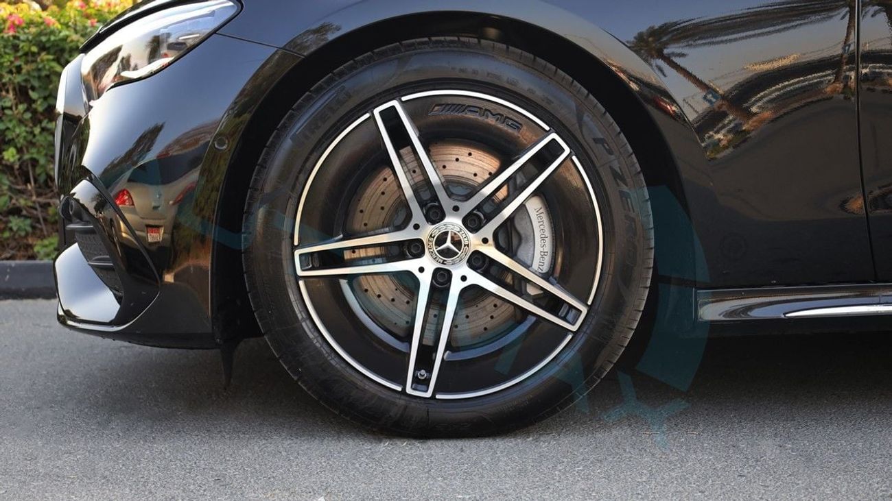 Mercedes-Benz E300 (For Export , НА ЭКСПОРТ) AMG 4MATIC EQ Boost 2.0T 2025 Без пробега