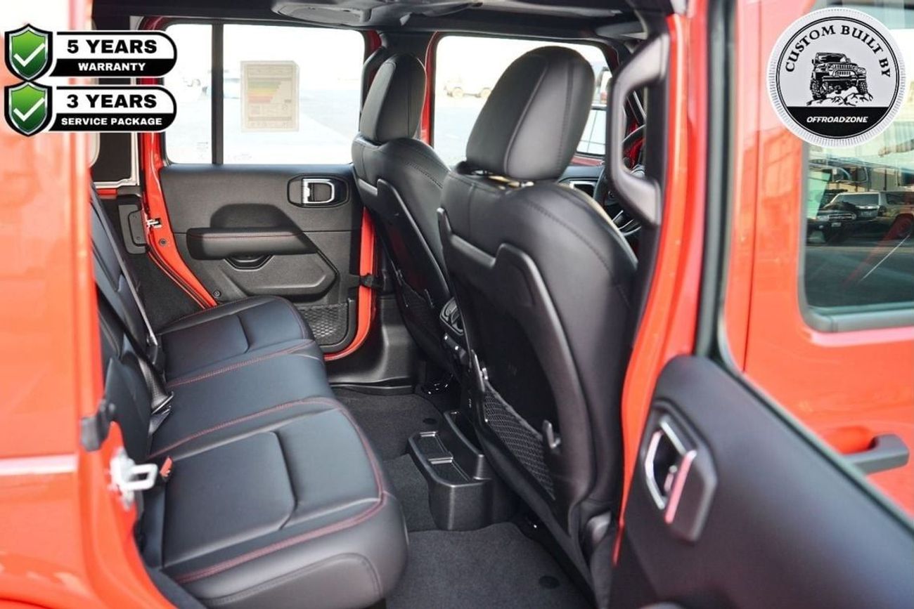 Jeep Wrangler Unlimited Rubicon 3.6L / 5 Years Dealer Warranty and 3 Years Dealer Service Package