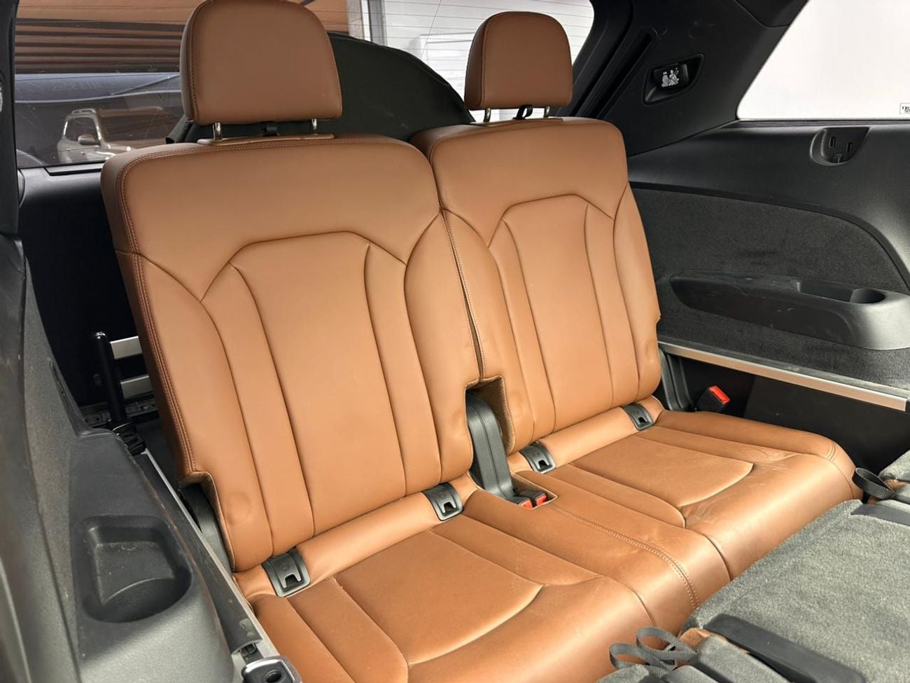 Audi Q7 55 TFSI quattro 3.0L 2021 Audi Q7 55 TFSI Quattro S-Line Black Edition, 1 Year Warranty Unlimited Km