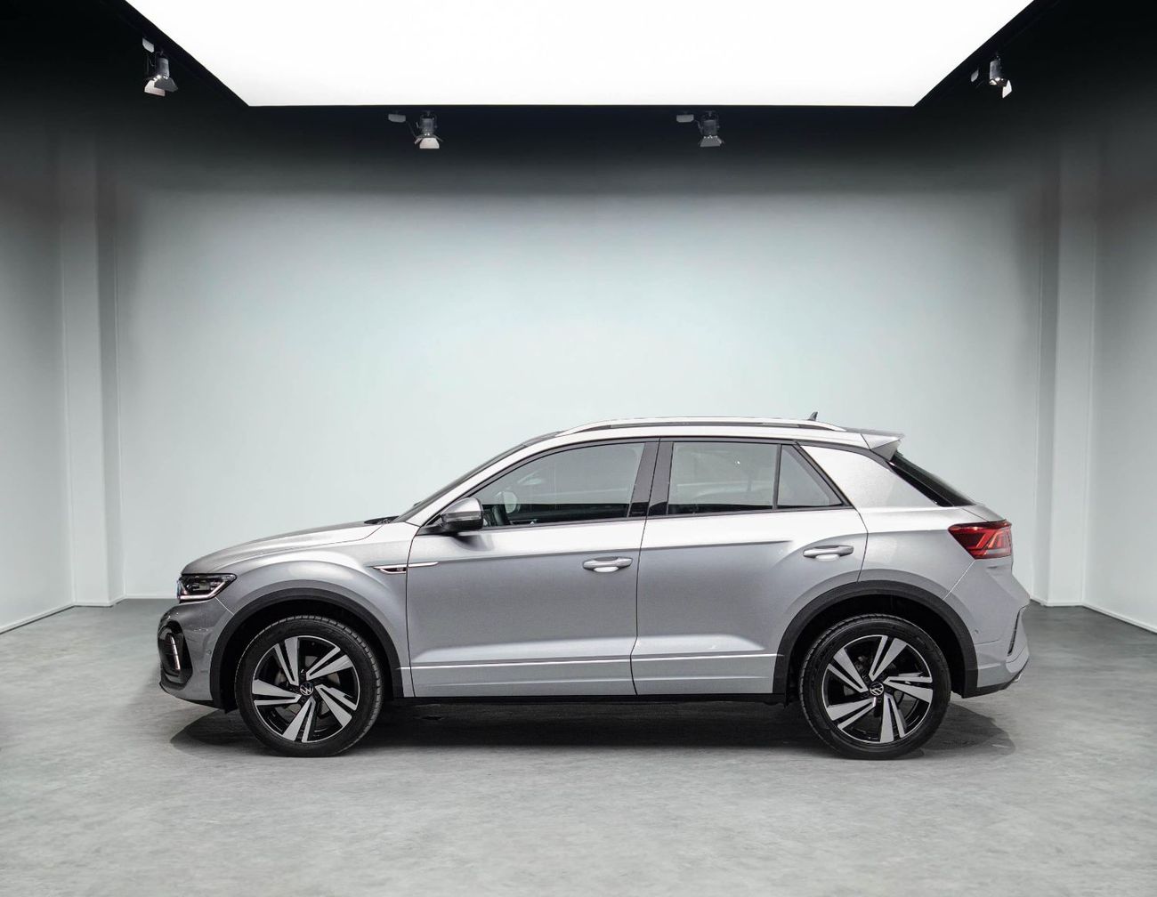 Volkswagen T ROC R-line 1.4L 1,450x60 • 20% DP • VW T-Roc R- Line 1.4 150 BHP • VW Warranty/Service • GCC