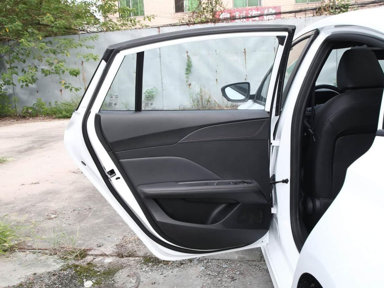 أم جي 5 MG5 180DVVT GLOBAL LUXURY VERSION