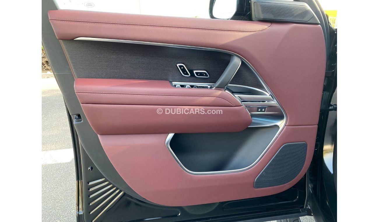 Land Rover Range Rover LWB AUTOBIOGRAPHY GCC SPEC UNDER WARRANTY AND SERVICE