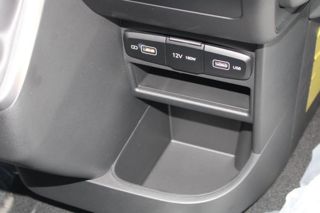 Hyundai Staria HYUNDAI STARIA 3.5L V6 PETROL PANNEL VAN 3 SEATER AUTO