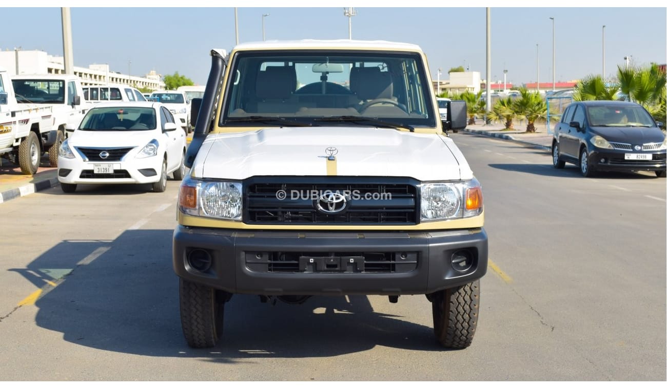 Toyota Land Cruiser Pick Up 79 DOUBLE CAB PICKUP V6 4.2L DIESEL 4WD MANUAL TRANSMISSION