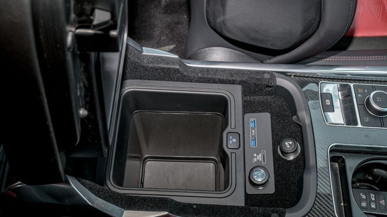 Land Rover Range Rover Sport Range Rover Sport SVR, Fully Carbon Interior  Exterior, Full Option Brand New | 2022