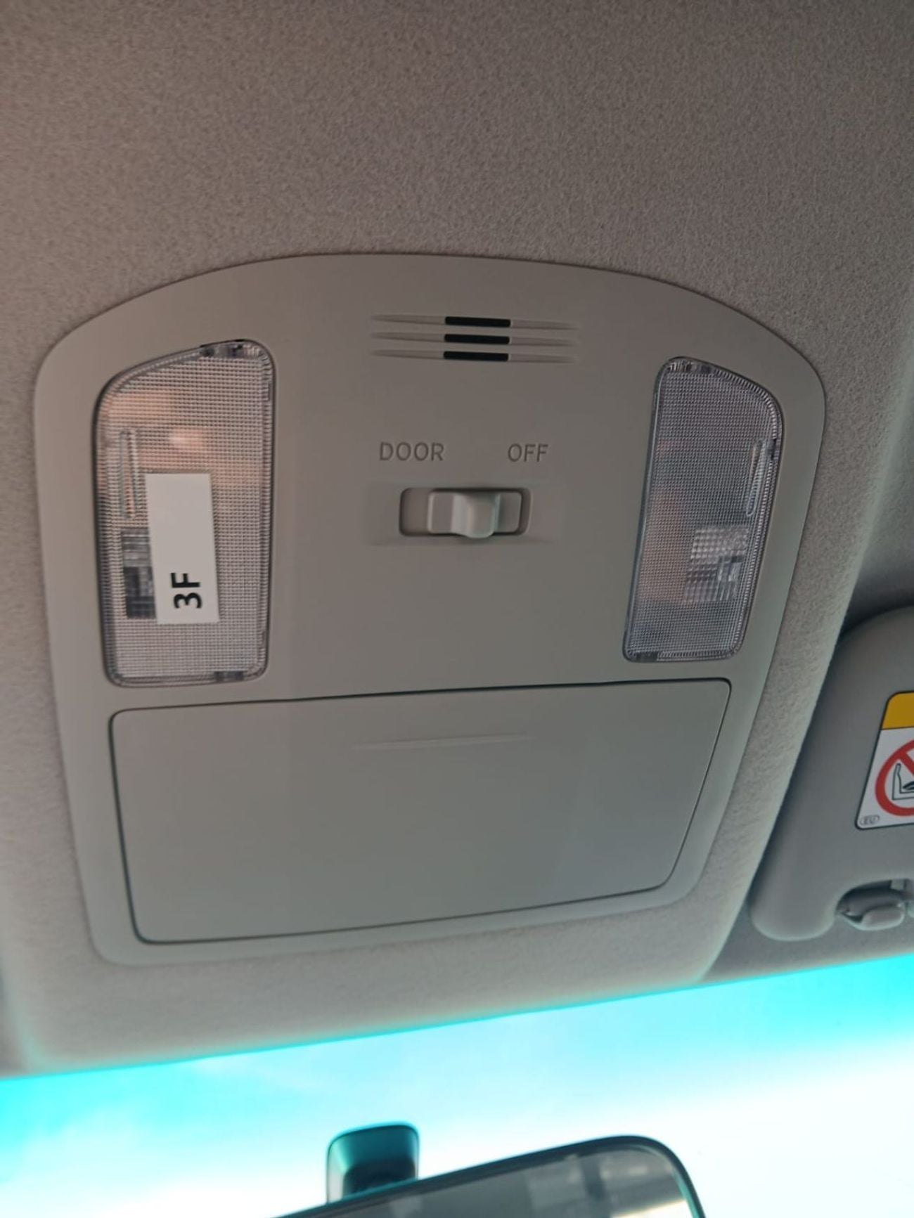 Toyota Hilux GLX 2026 Toyota Hilux 2.8 Diesel - Yemeni Specifications