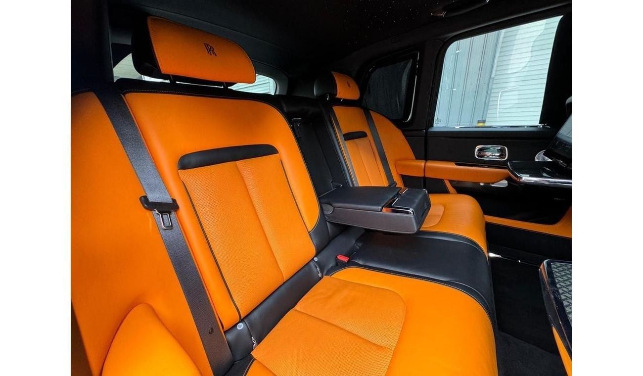 Rolls-Royce Cullinan 6.75 V12 Black Badge RIGHT HAND DRIVE