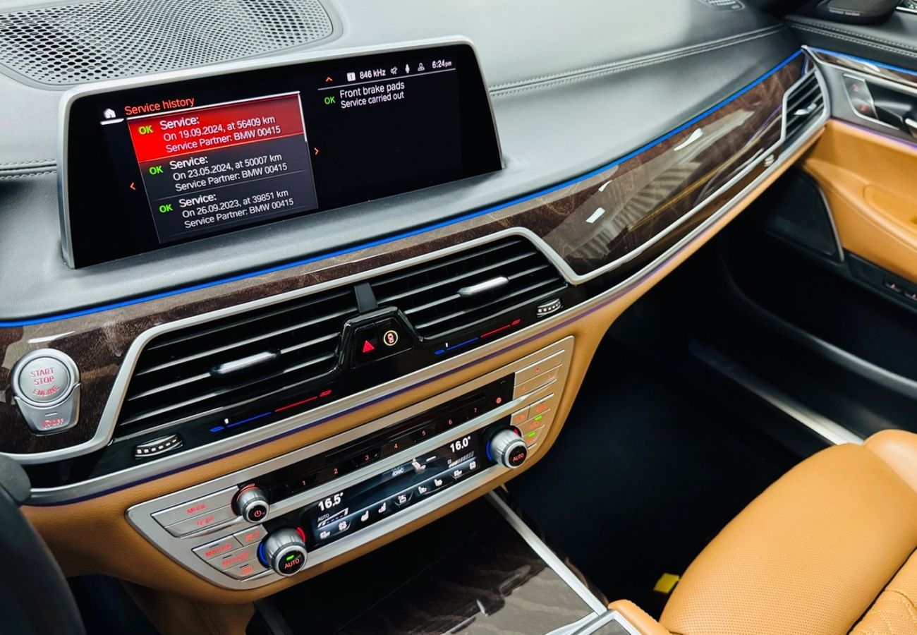 BMW 730Li Exclusive GCC .. FSH .. M kit .. Perfect Condition .. Warranty .