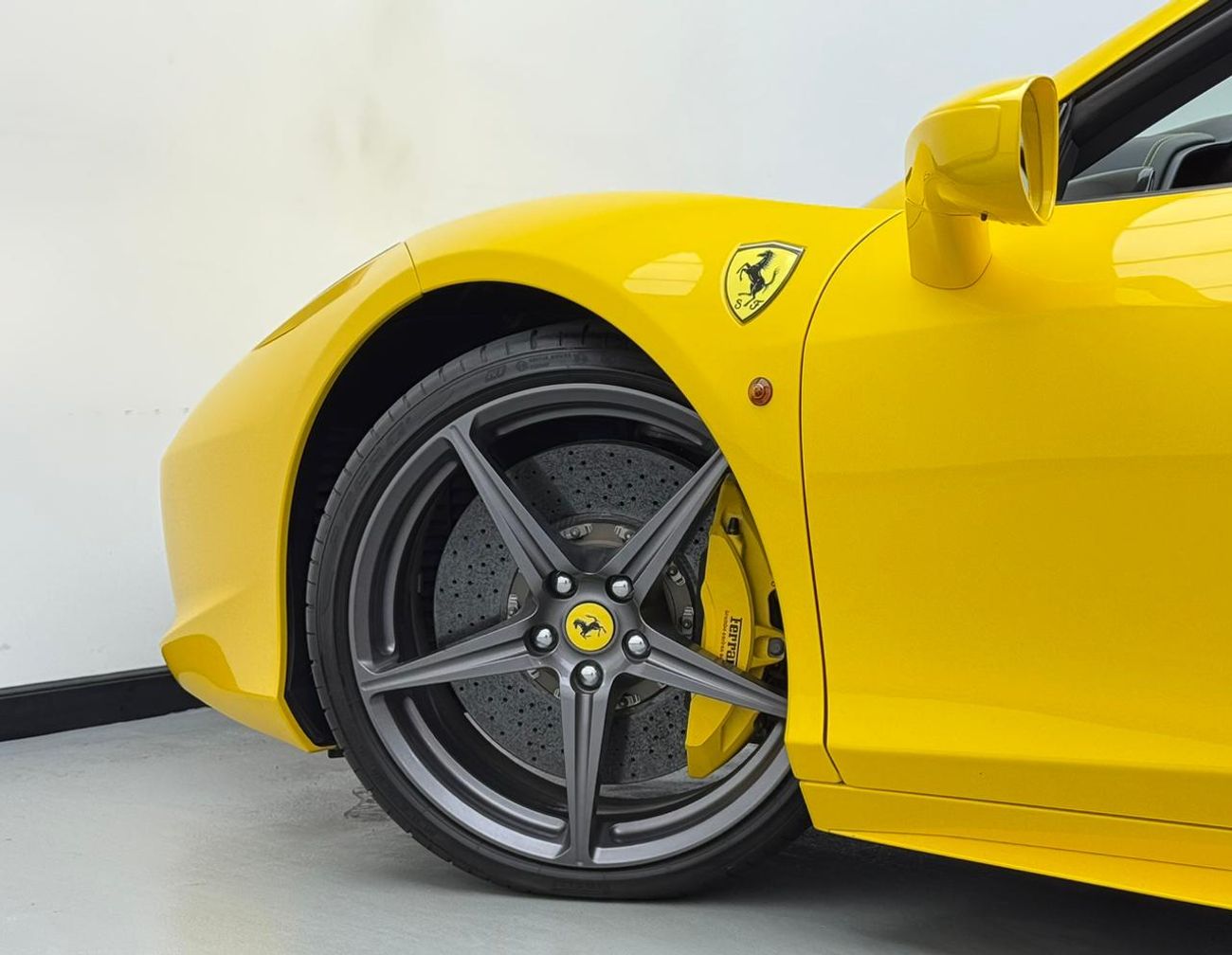 Ferrari 458 Spider 2012 Ferrari 458 Spider ,Al Tayer Service History ,Excellent Condition ,GCC Specs