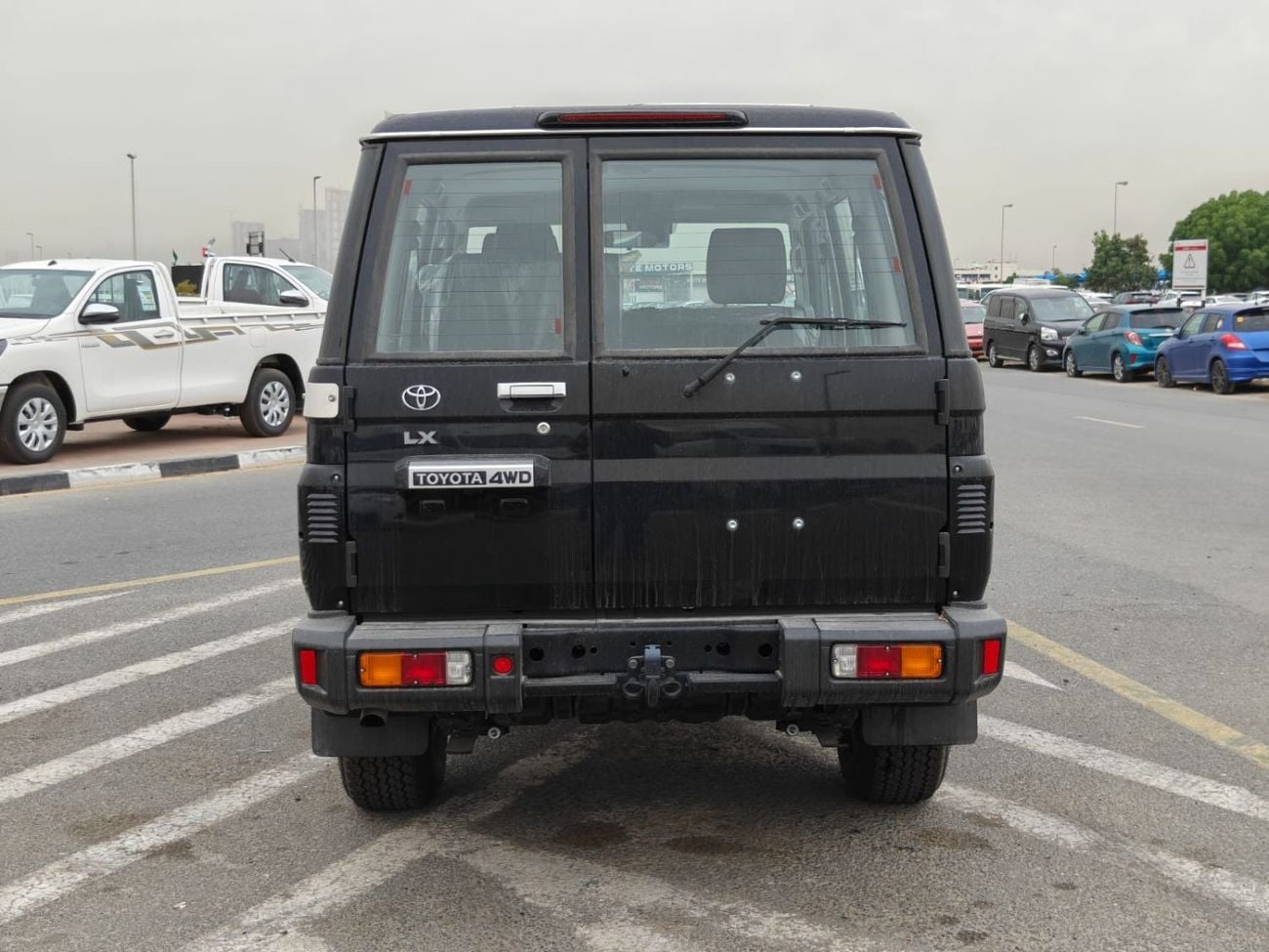 تويوتا لاند كروزر 70 Toyota Land Cruiser 70 2026 TOYOTA LC 76 2.8L DIESEL 4WD GCC SPEC