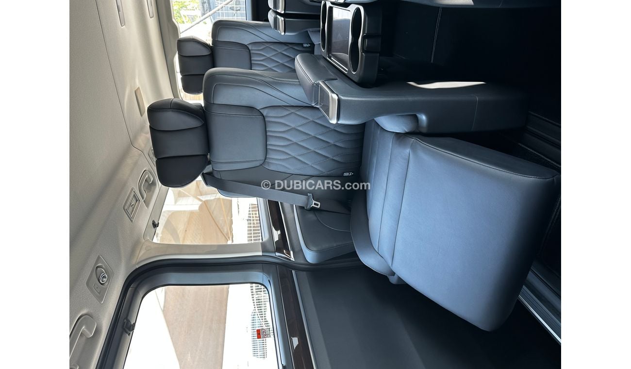 Toyota Granvia Premium V6 3.5L Petrol 6 Seat Automatic Transmission