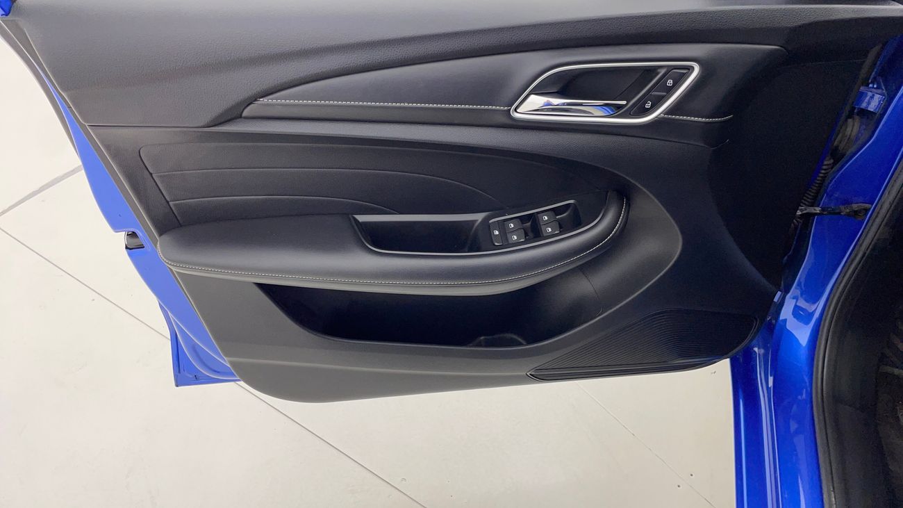 أم جي 5 STD 1.5 | بدون دفعة مقدمة | اختبار قيادة مجاني للمنزل