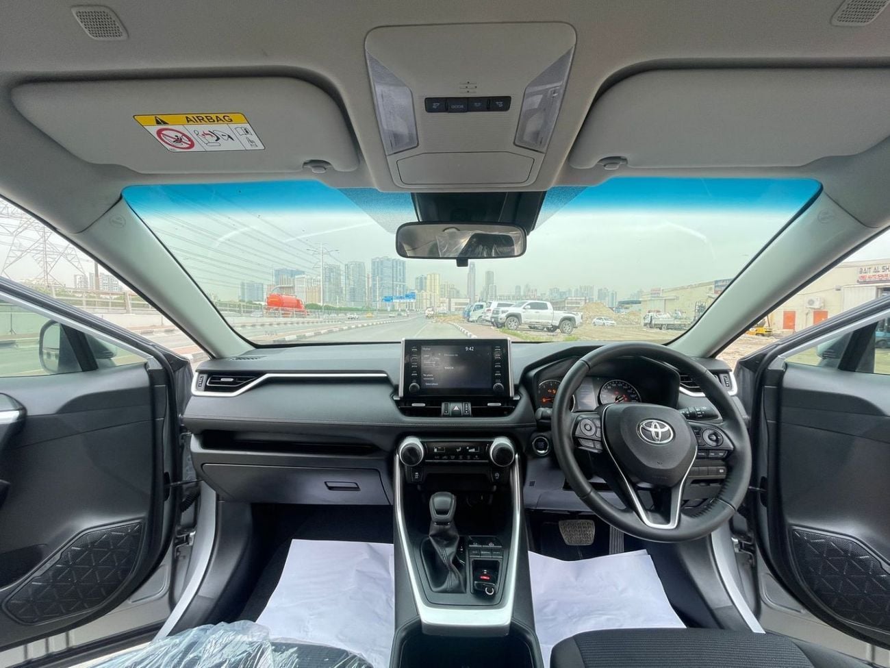 تويوتا راف ٤ Toyota Rav4 ,Petrol 2.0L ,right Hand Drive ,Only For Export Available