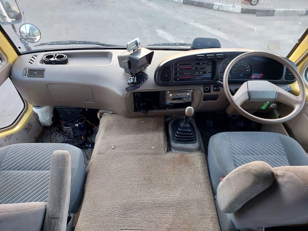 تويوتا كوستر TOYOTA COASTER BUS RHD 1995 MODEL 3.4 L DIESEL MANUAL(PM02756)