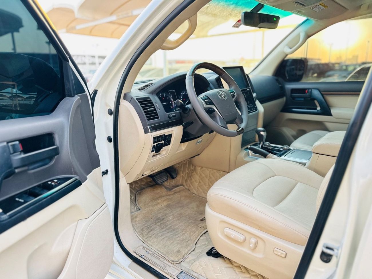 Toyota Land Cruiser GXR 4.0L (271 HP) 4WD