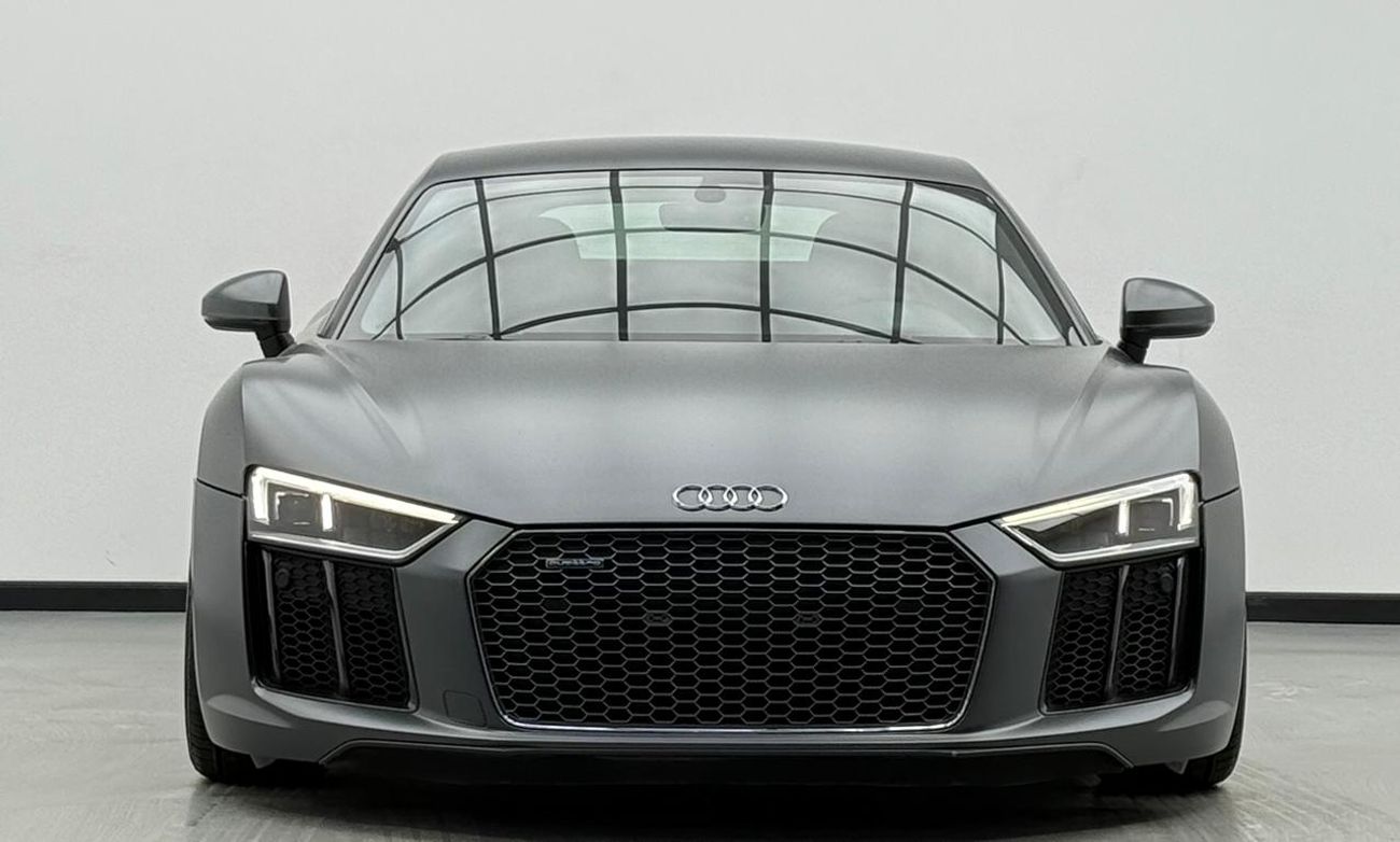 أودي R8 V10 RWD 5.2L (540 HP) 2016 Audi R8 V10 Quattro, Very Low Km, RECARO Seats, Fully Loaded, Excellent C