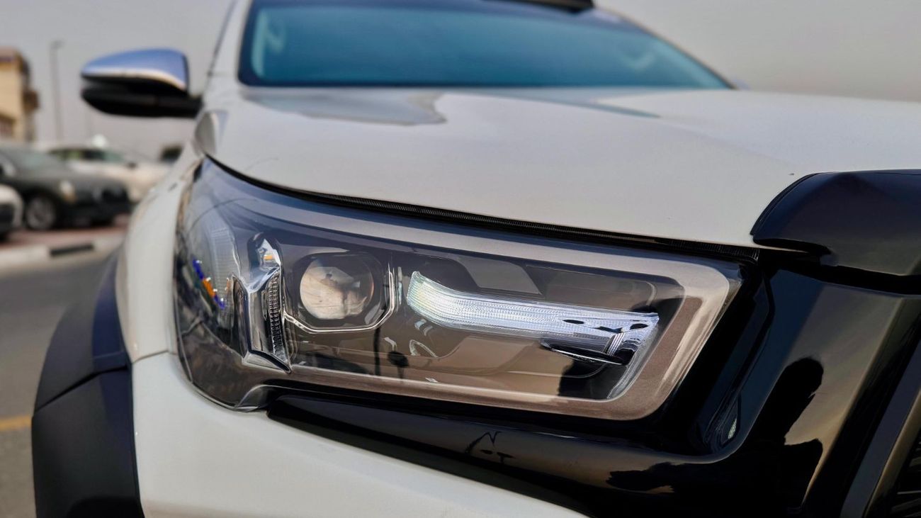 Toyota Hilux GR BODY KIT INSTALLED | RHD | 2019 | 2.8L DIESEL ENGINE | (AT) | REAR VIEA CAMERA | ELECTRIC SEAT