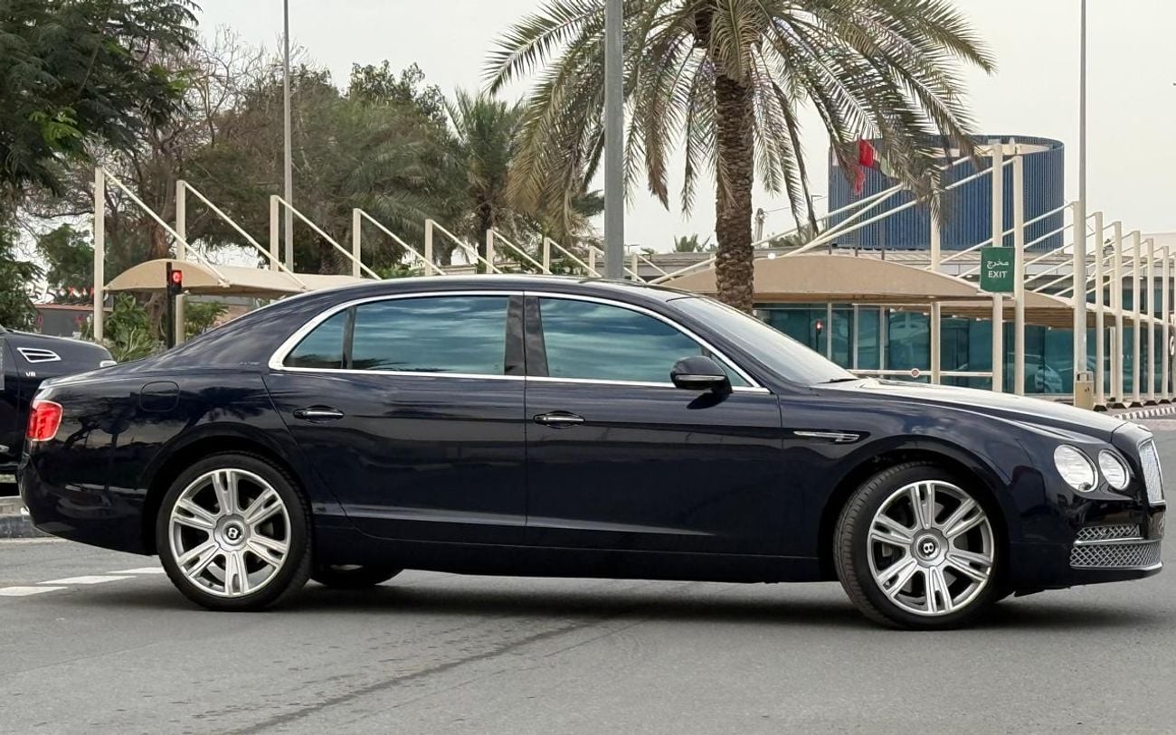 بنتلي فلاينج سبور Bentley Flying Spur W12 Speed 2014 - GCC Specs - Impeccable Condition Original Paint Service History