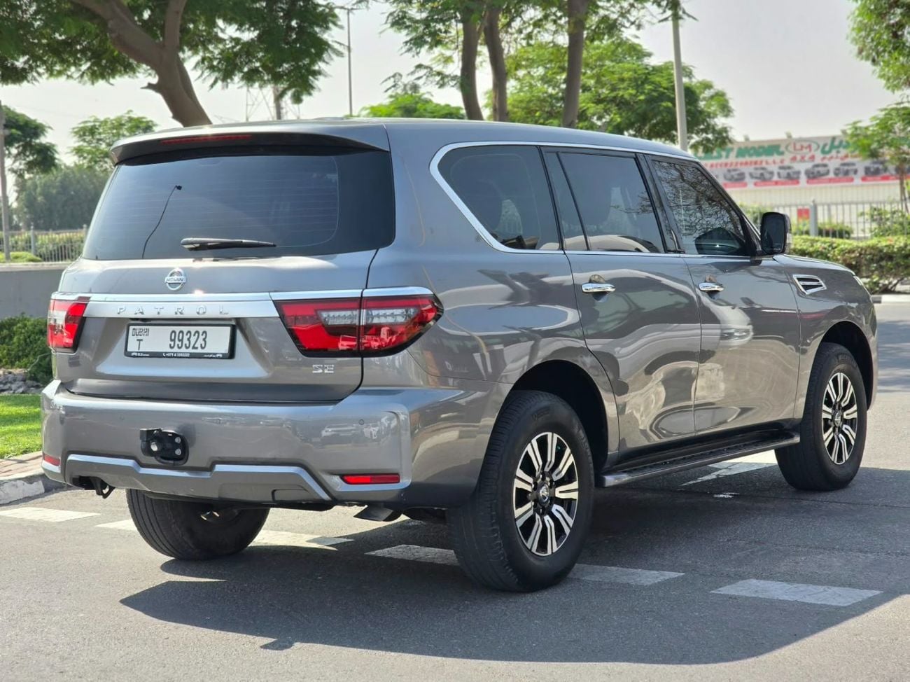 Nissan Patrol SE T2 WITH ORIGINAL AGENCY LEATHER SEATS 2020 GCC SINGLE OWNER WITH AGENCY ROSTAMANI SERVICE HISTORY IN MI