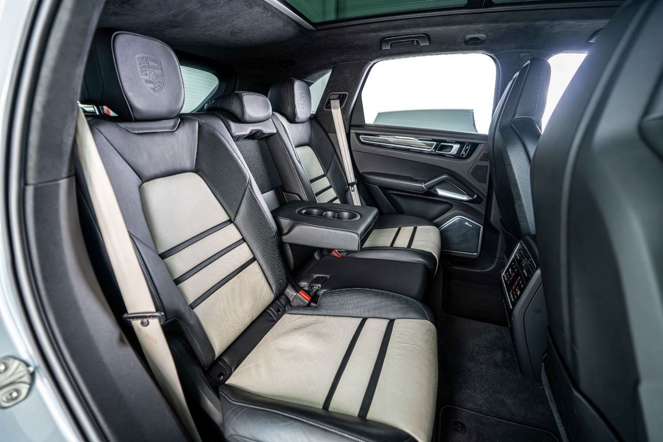 بورش كايان Turbo 4.0L (550 HP)