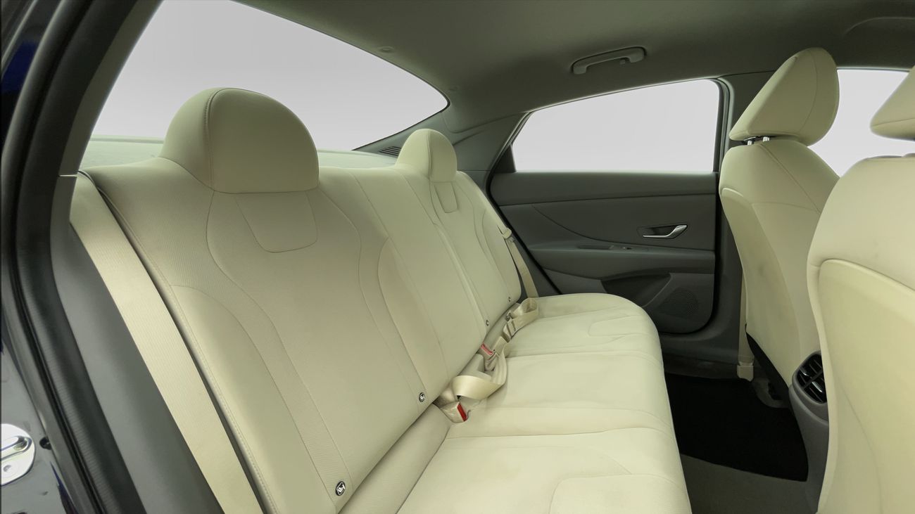 Hyundai Elantra SMART 1.6 | Zero Down Payment | Home Test Drive