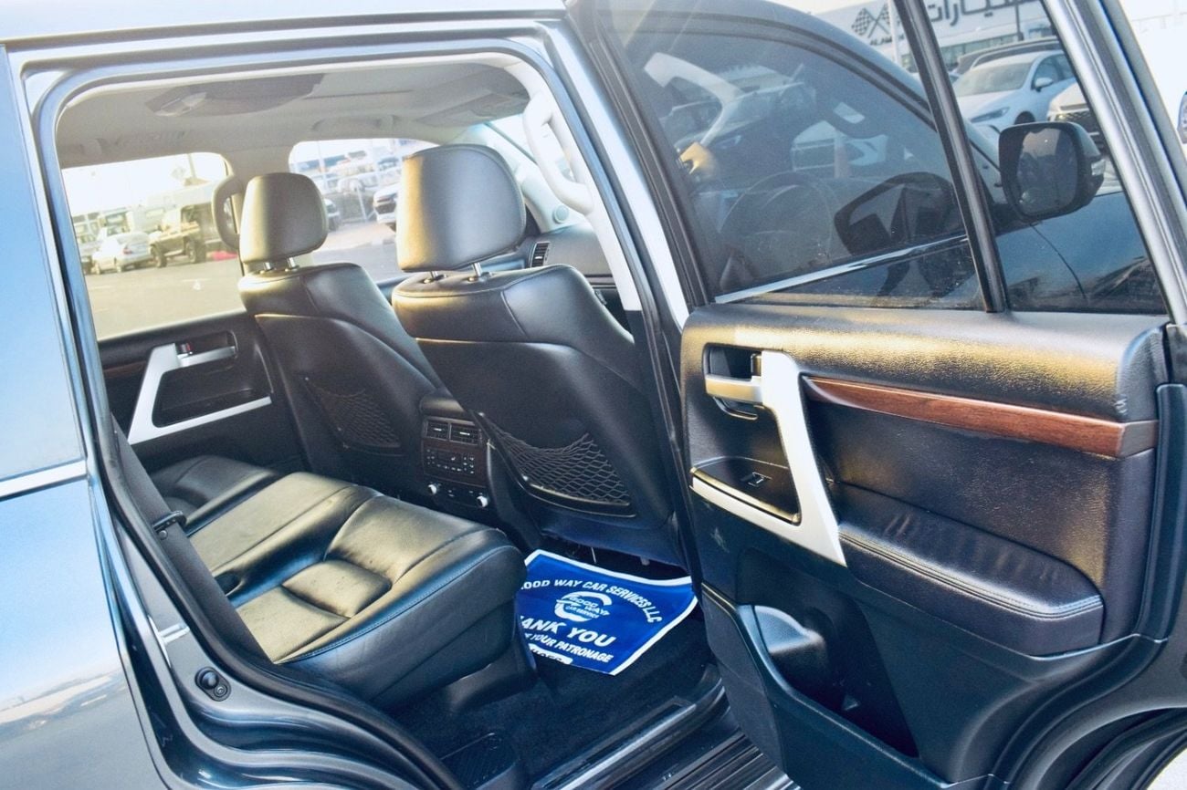 Toyota Land Cruiser VXR