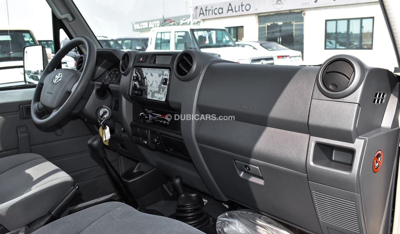 تويوتا لاند كروزر بيك آب 4.2L Diesel V6  Single Cabin