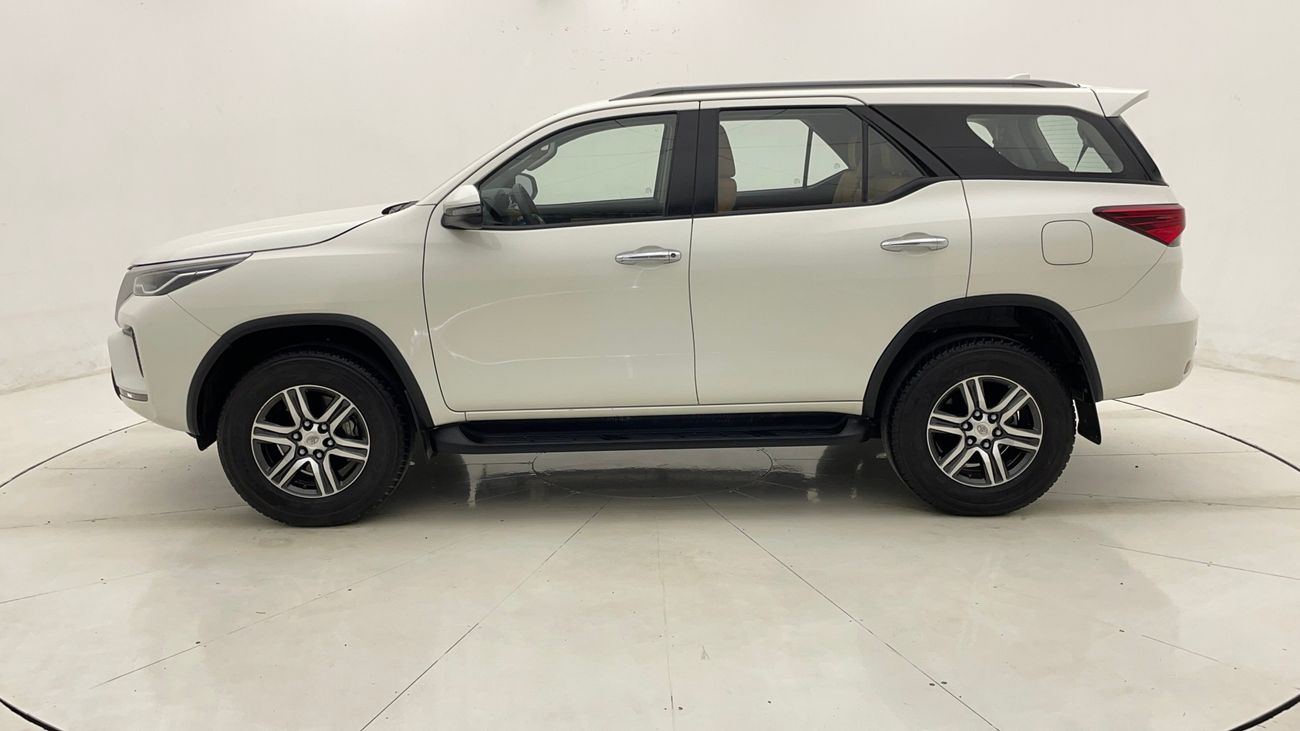 تويوتا فورتونر EXR 2.7 | بدون دفعة مقدمة | اختبار القيادة في المنزل