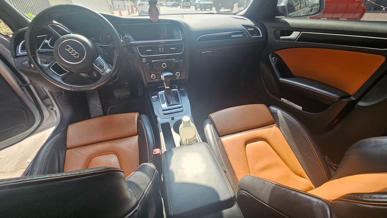 Audi A4 TFSI quattro S-Line 2.0L (208 HP)