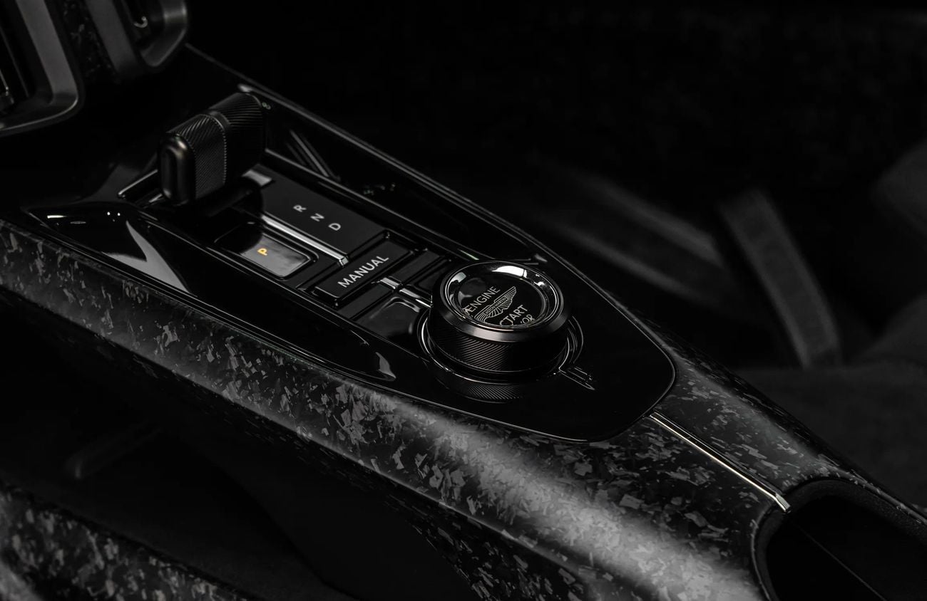 Aston Martin Valhalla 4.0L V8 Twin-Turbo Engine + eMotors