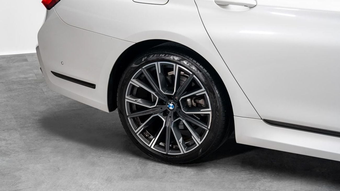 BMW 730Li - 2021 - GCC Specs