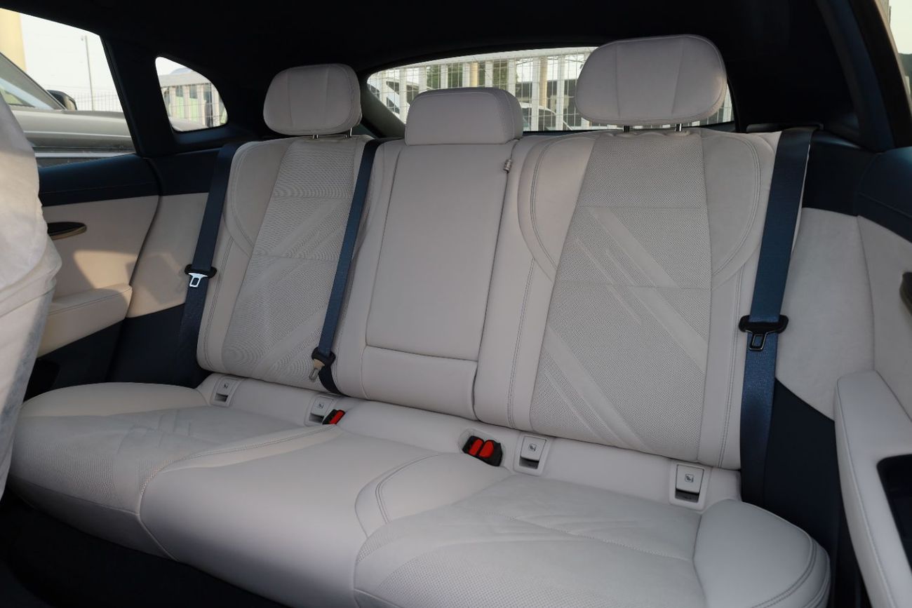 زيكر 001 ZEEKR 001 FLAGSHIP AWD 2024